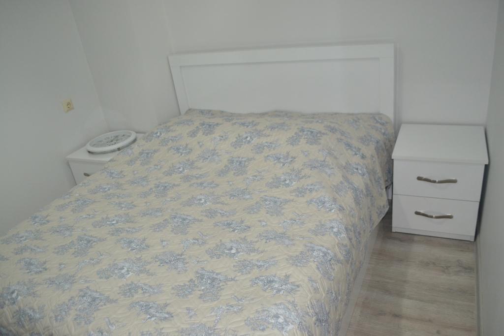 Apartment Mzika Batumi Exterior photo